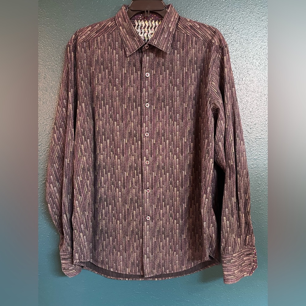 Men’s long sleeve button up